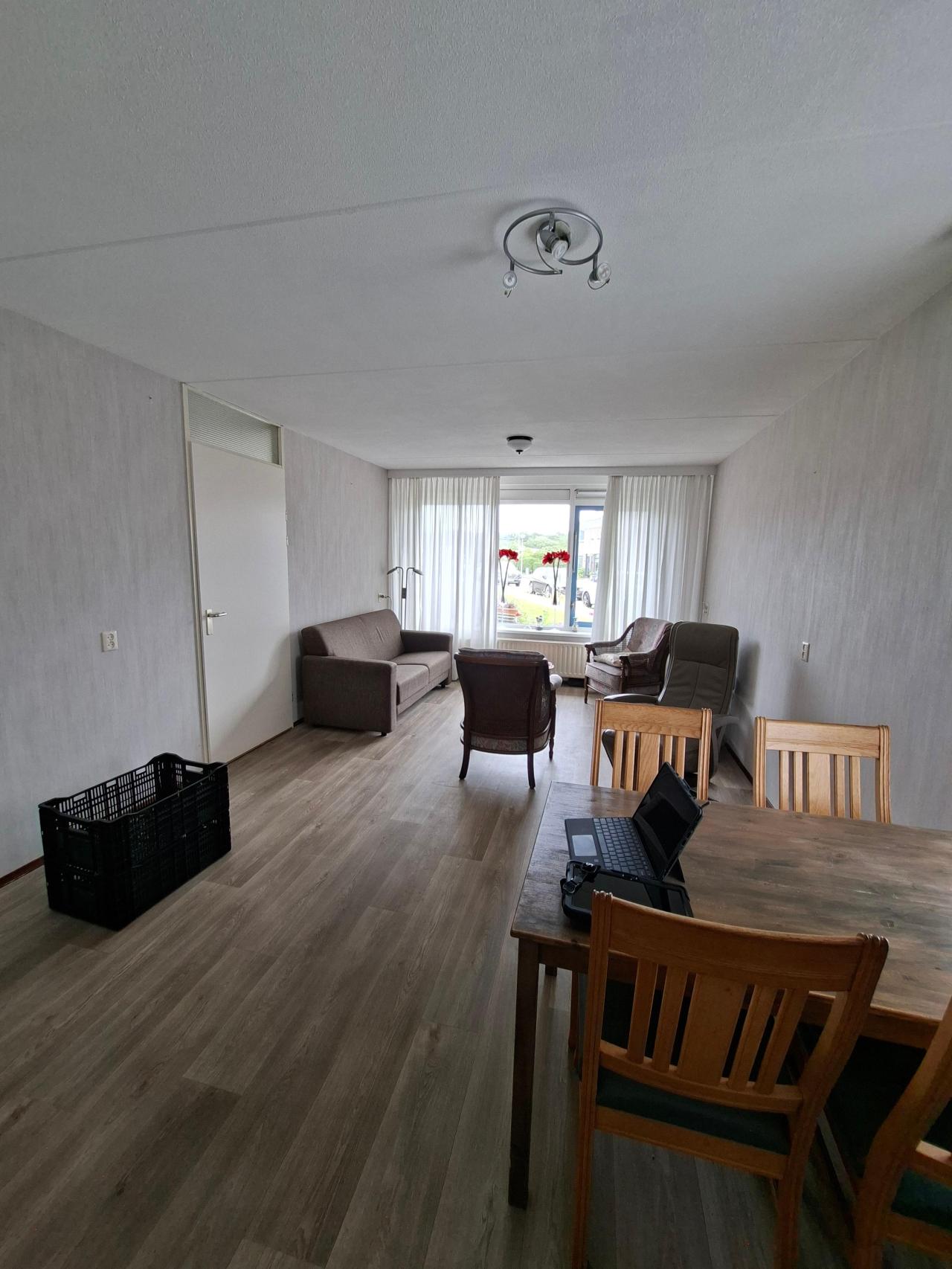 housePhoto