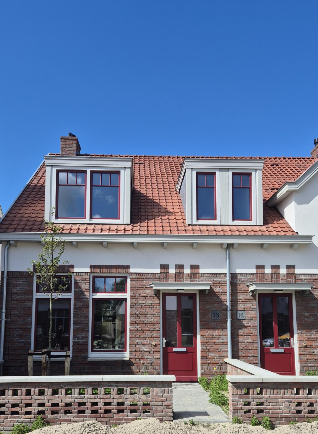housePhoto