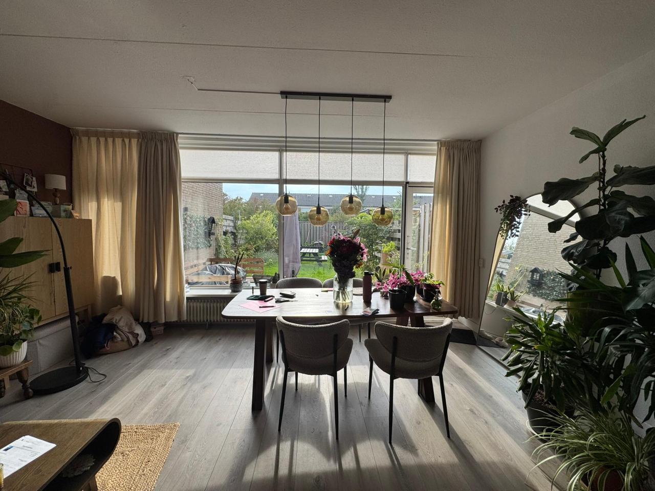 housePhoto