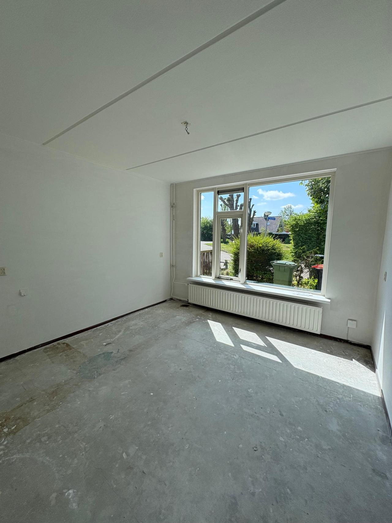 housePhoto