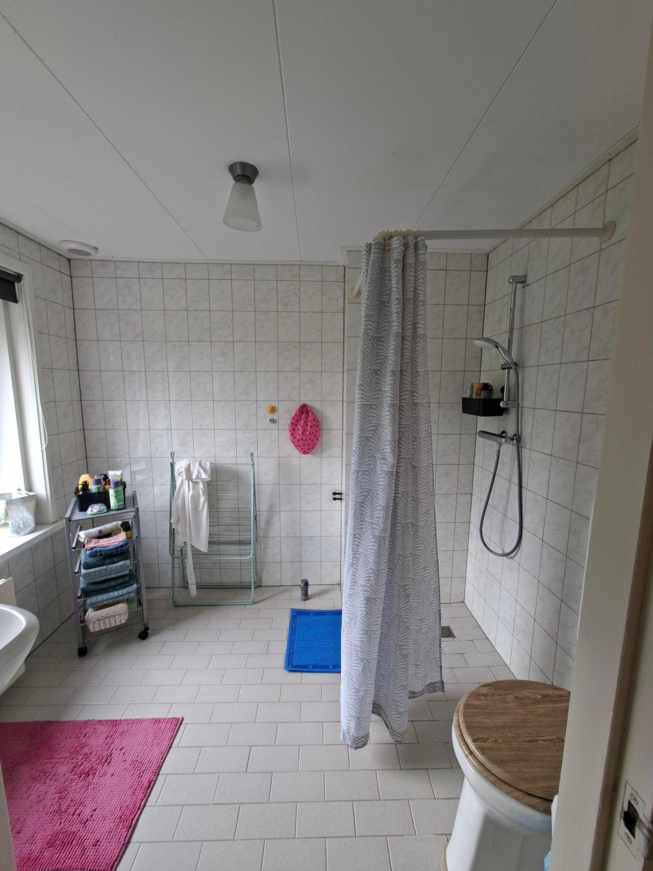 housePhoto