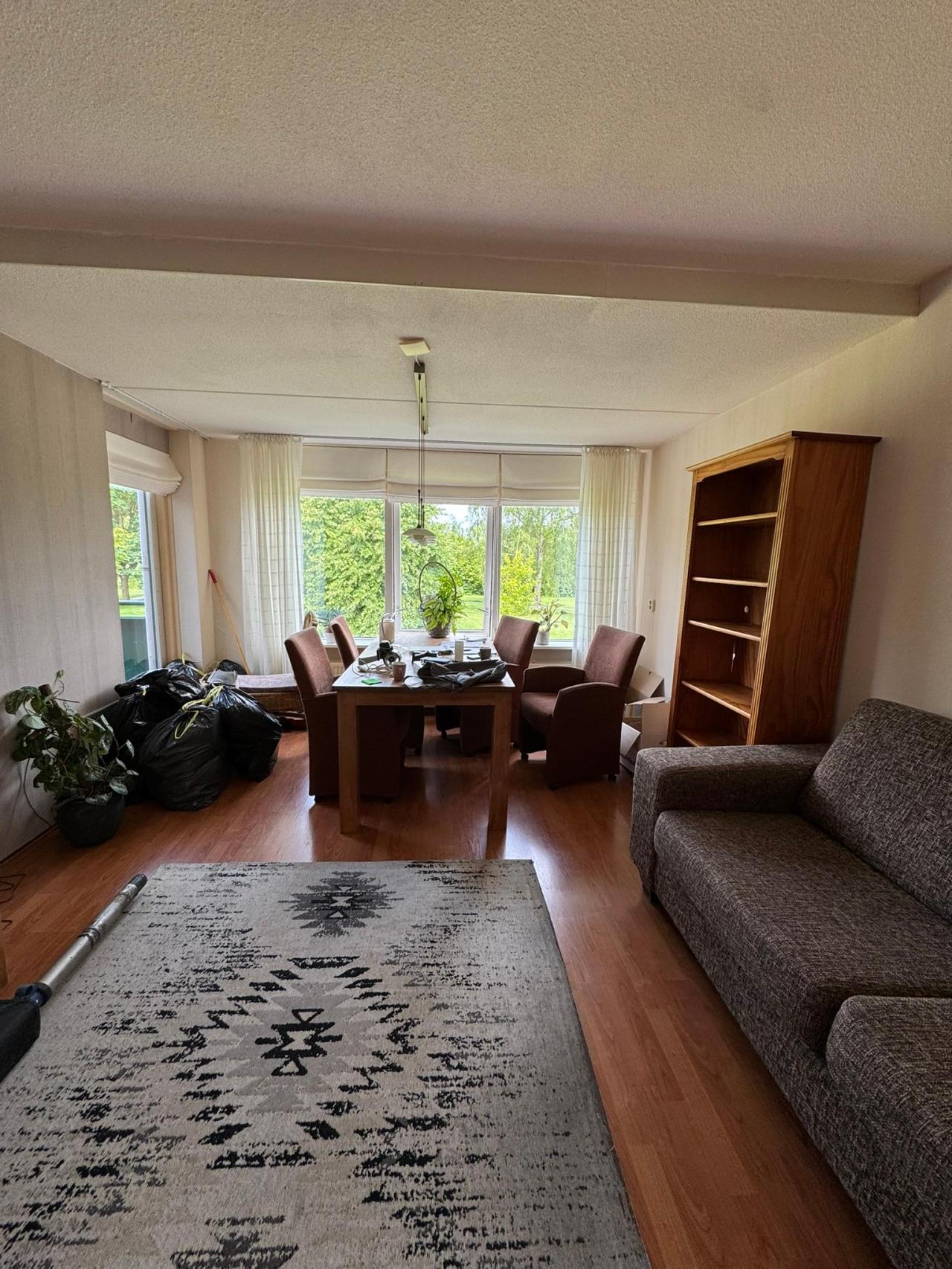 housePhoto