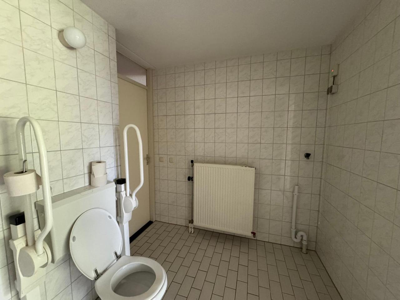 housePhoto