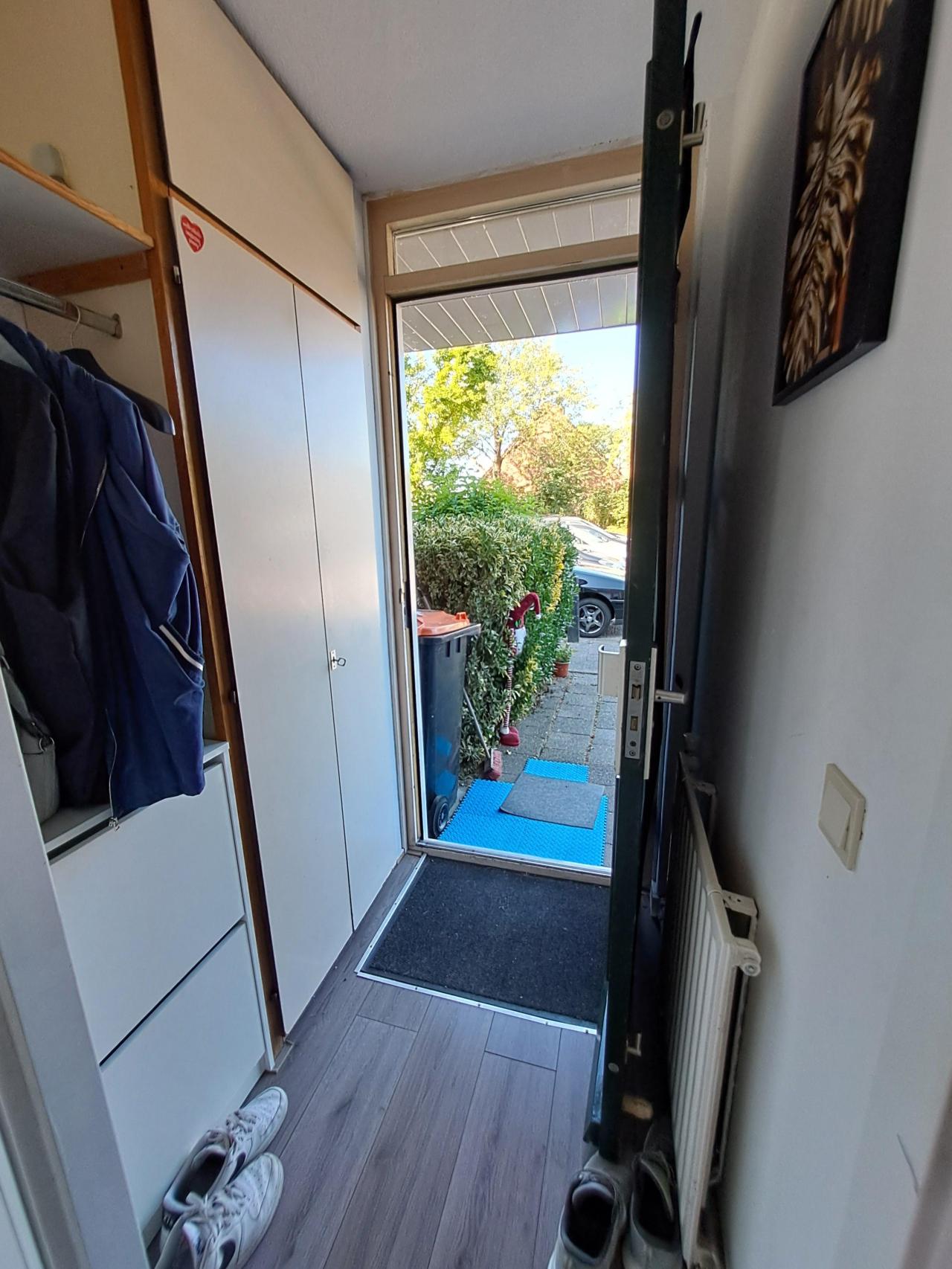 housePhoto