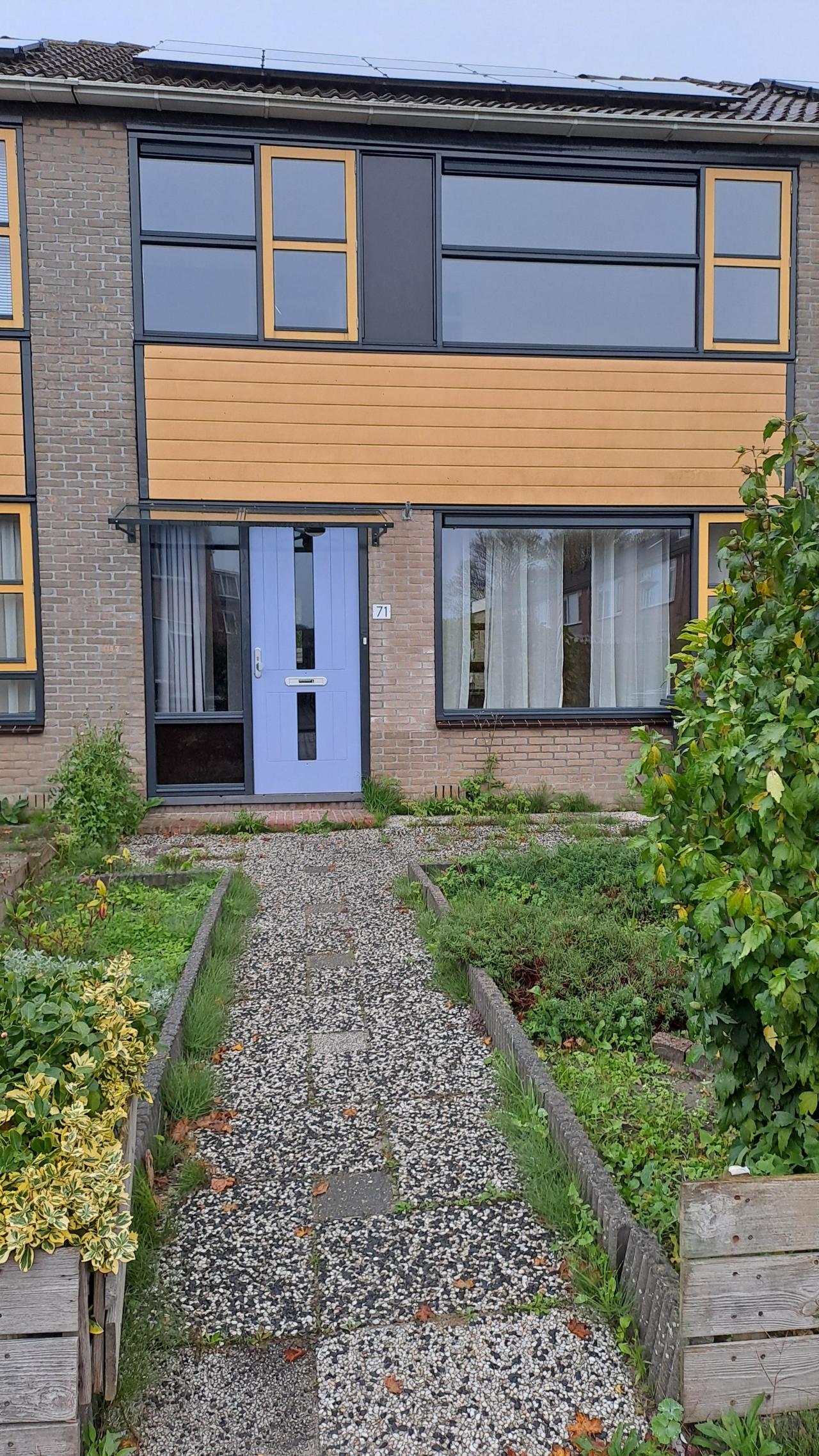 housePhoto