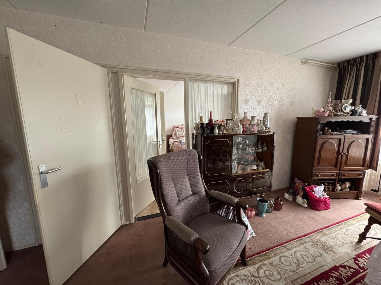 housePhoto