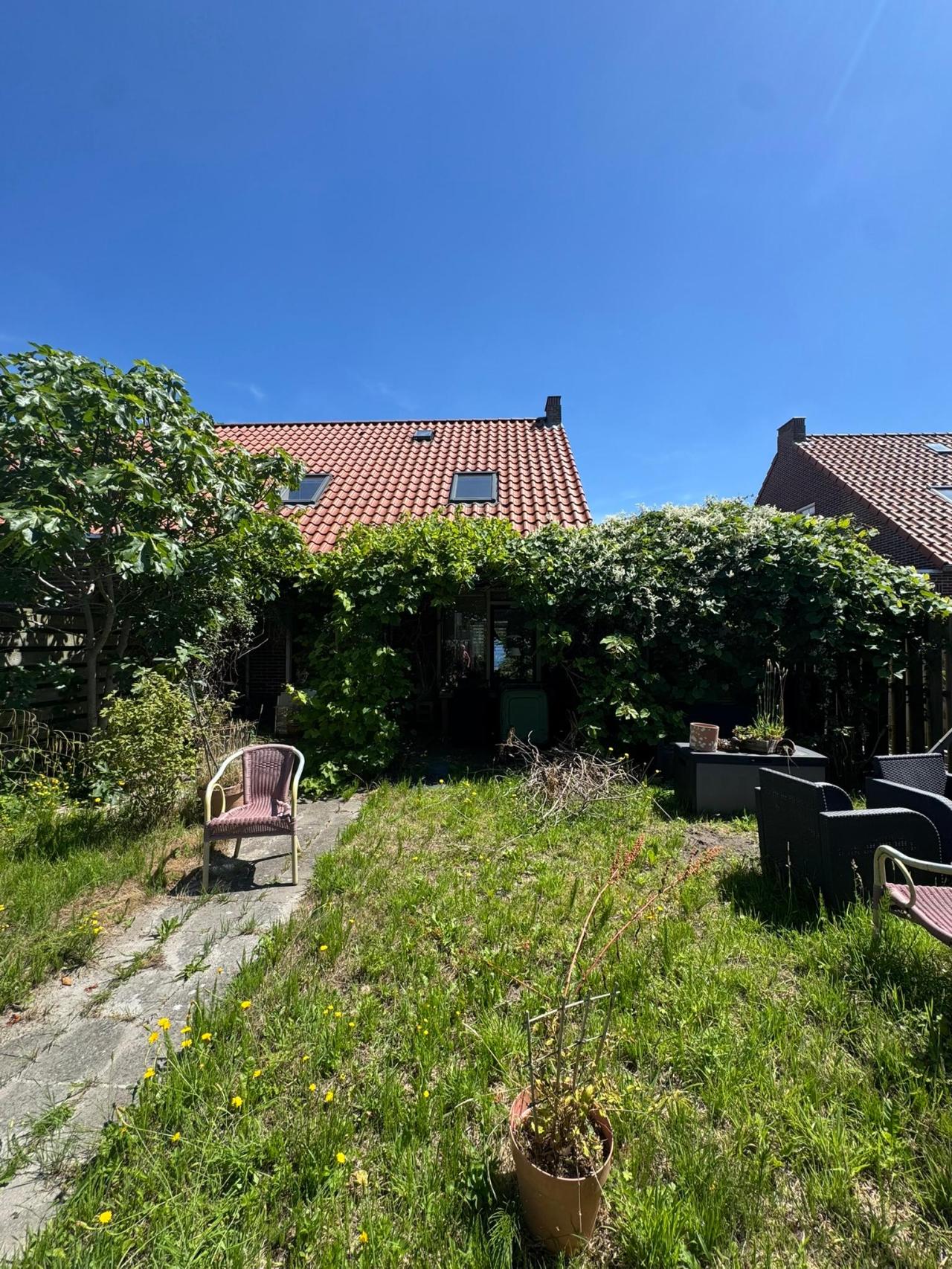 housePhoto