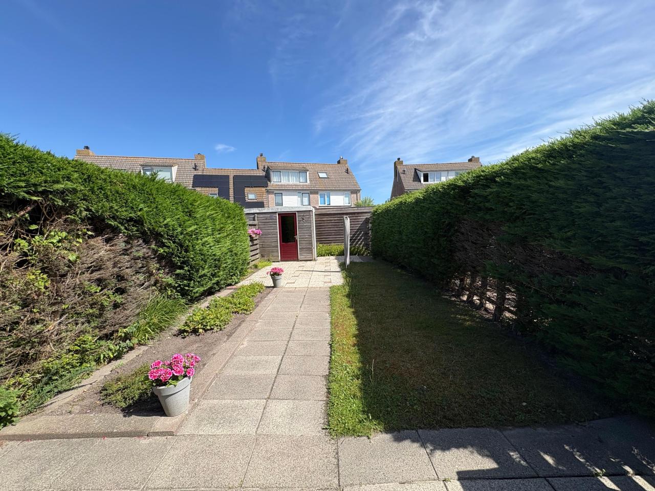 housePhoto
