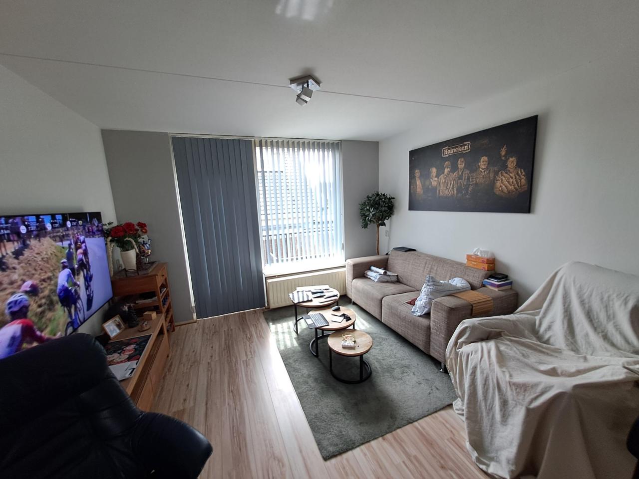 housePhoto
