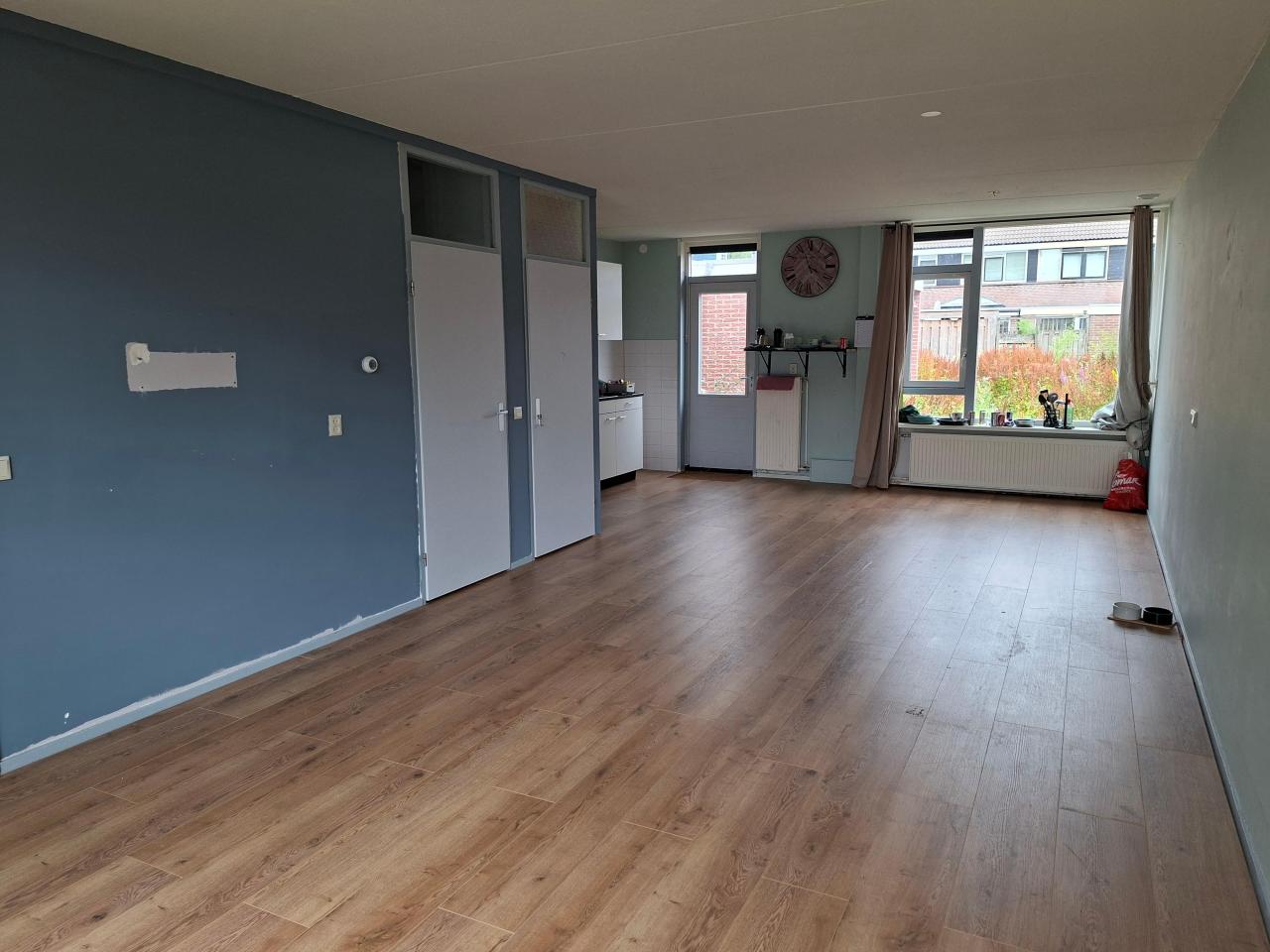 housePhoto