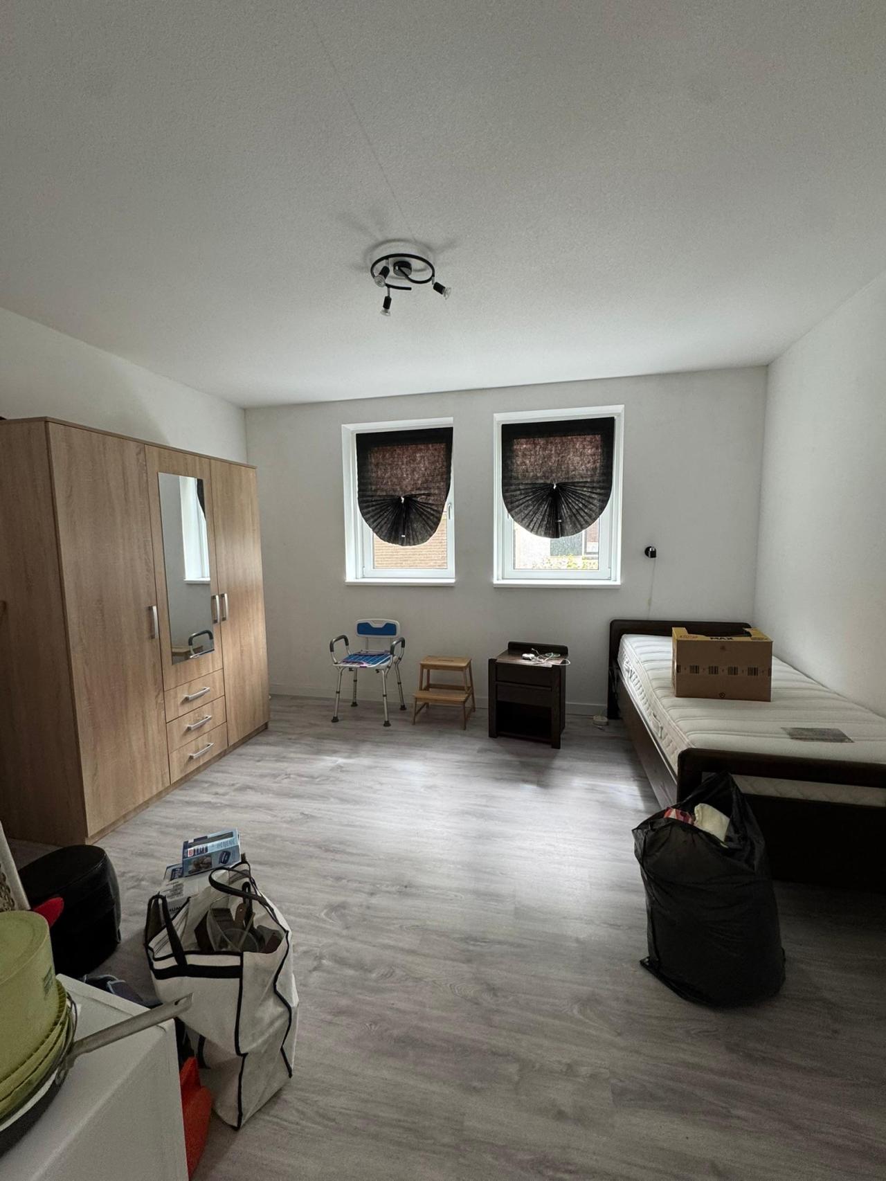 housePhoto