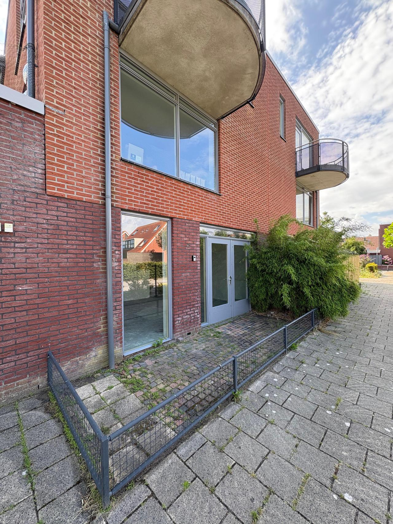 housePhoto