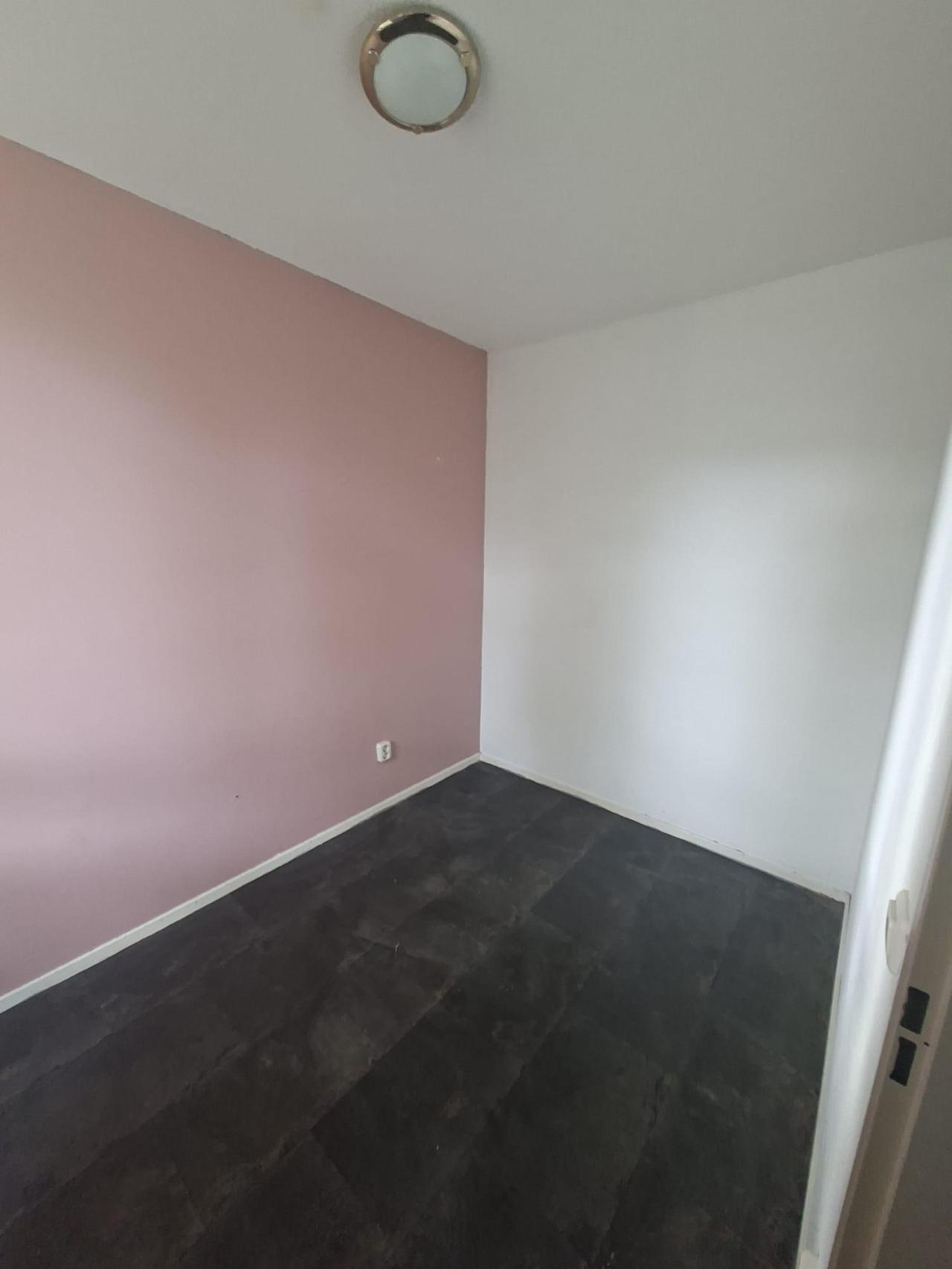 housePhoto