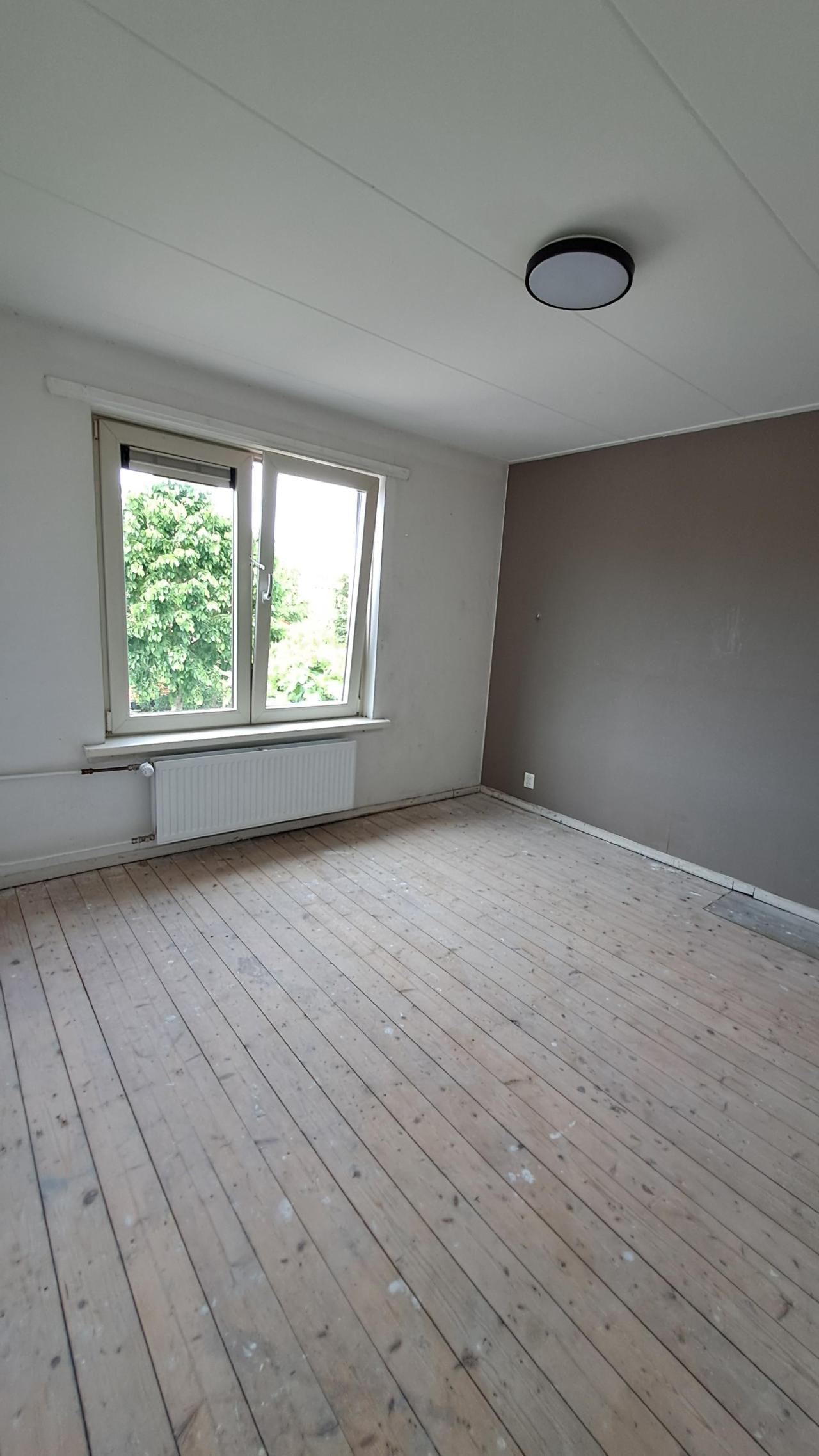 housePhoto
