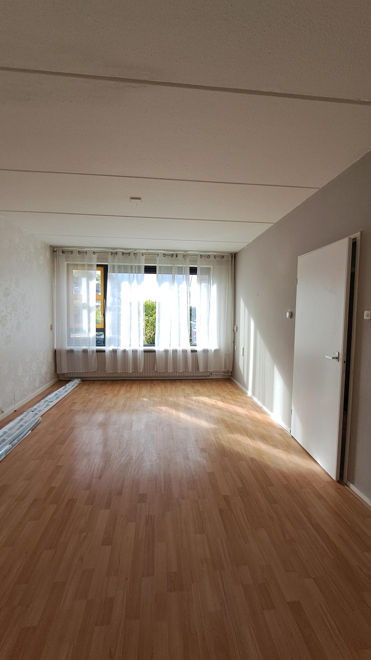 housePhoto