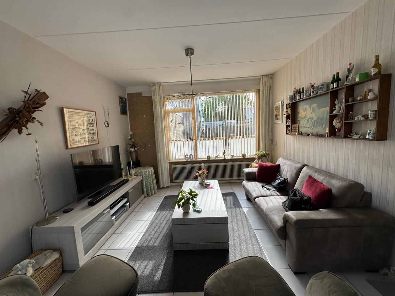 Dirk C. Rezelmanstraat 23