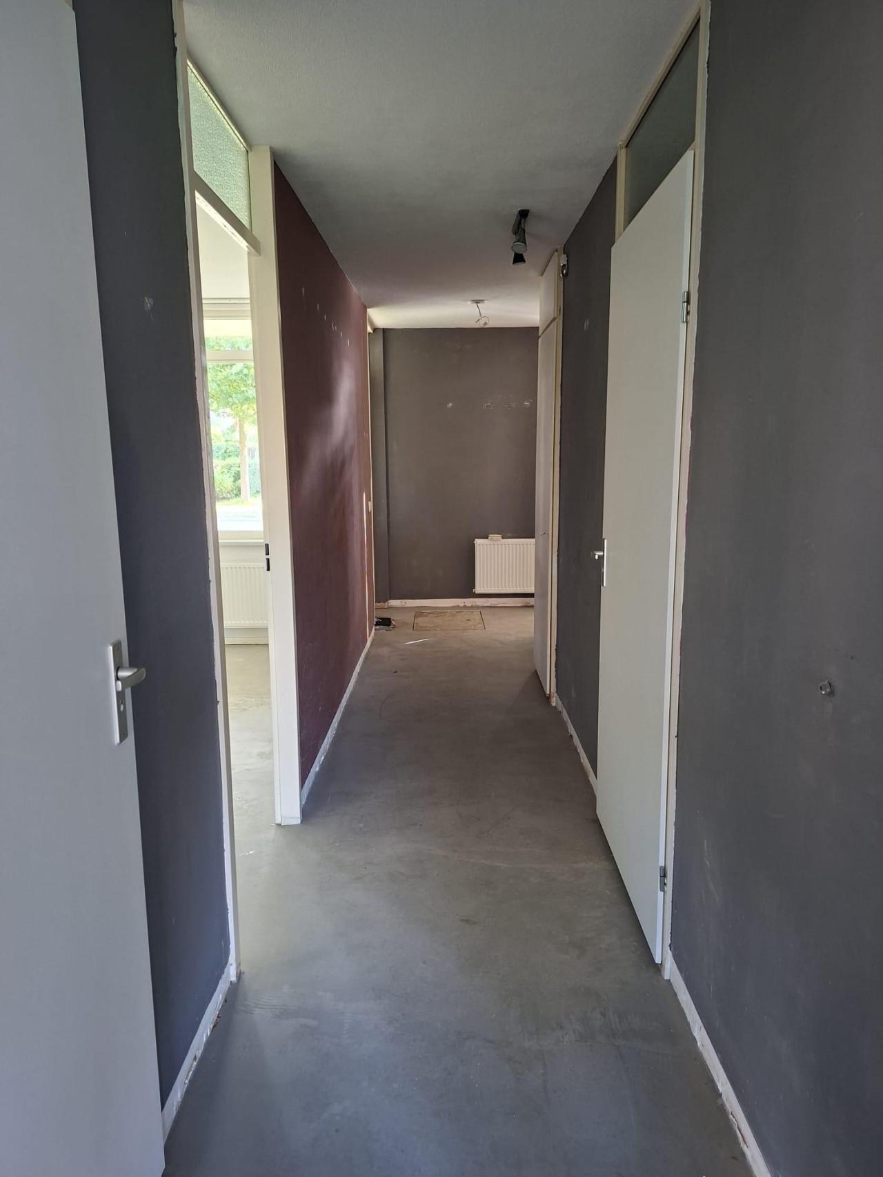 housePhoto