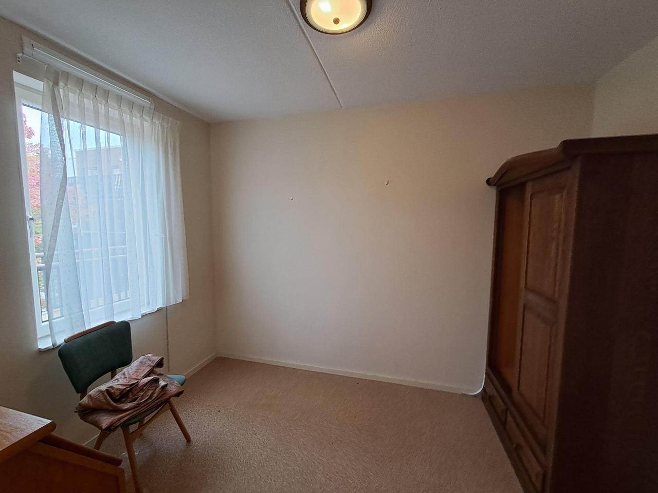 housePhoto