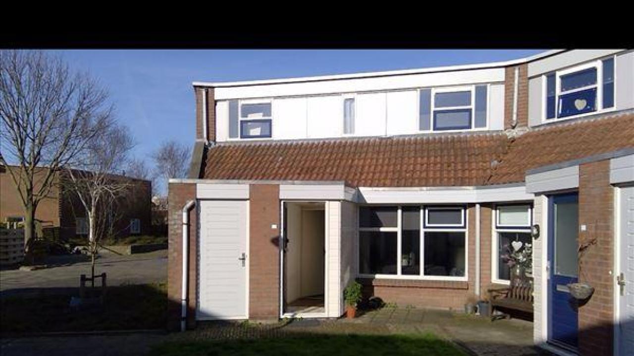 housePhoto
