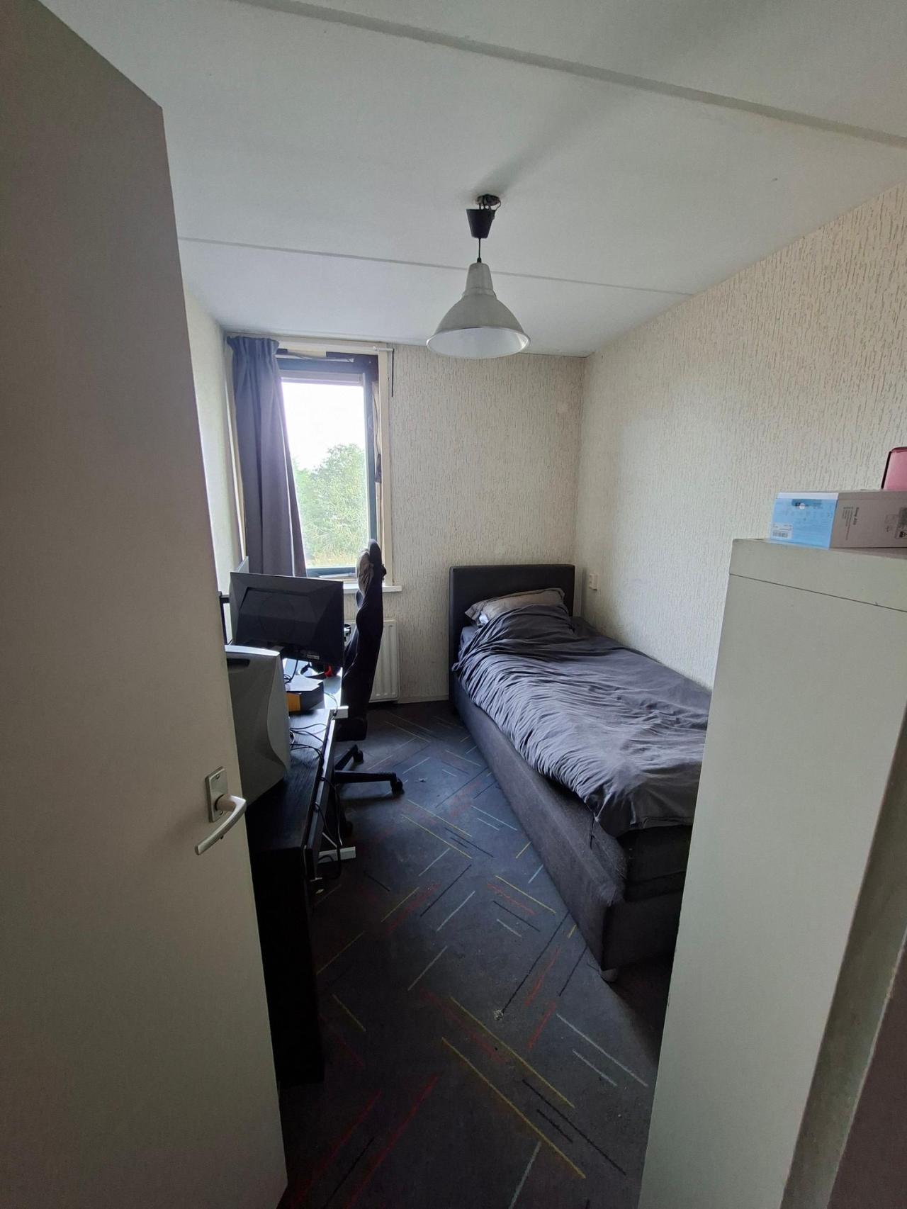 housePhoto