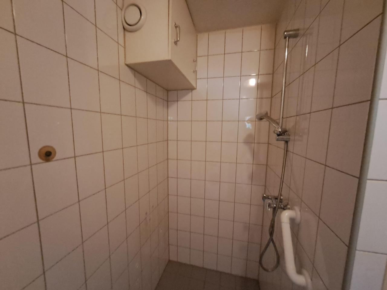 housePhoto