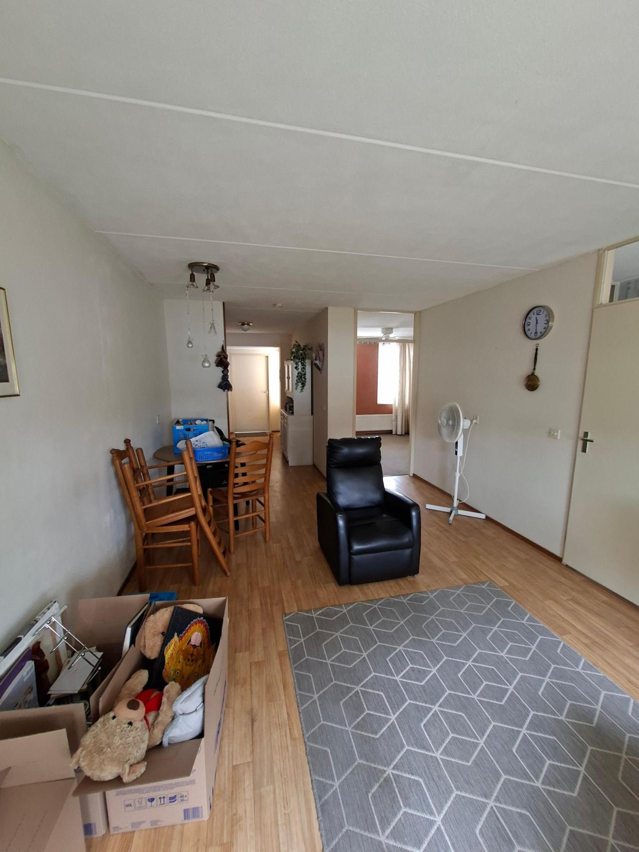 housePhoto