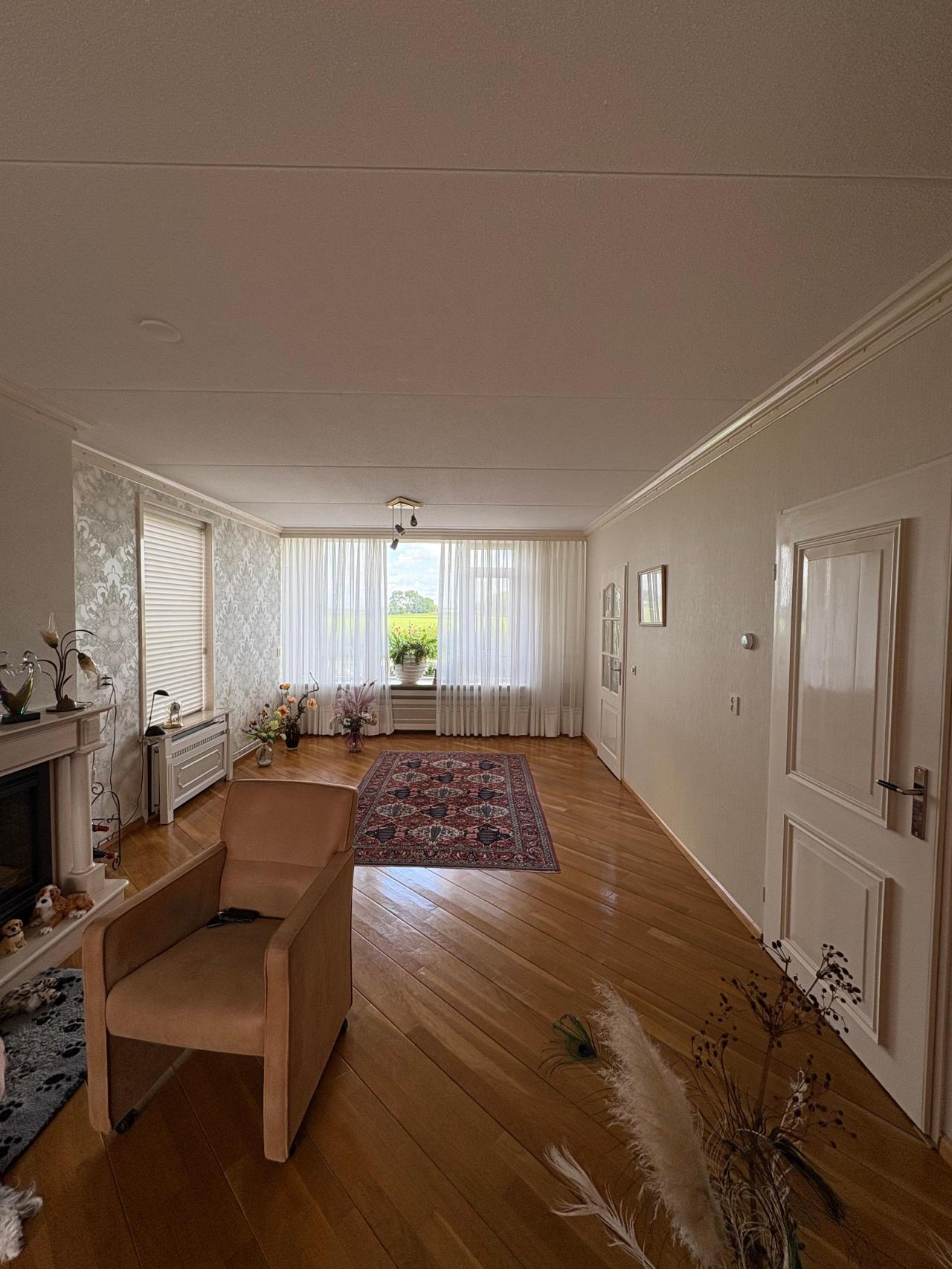 housePhoto