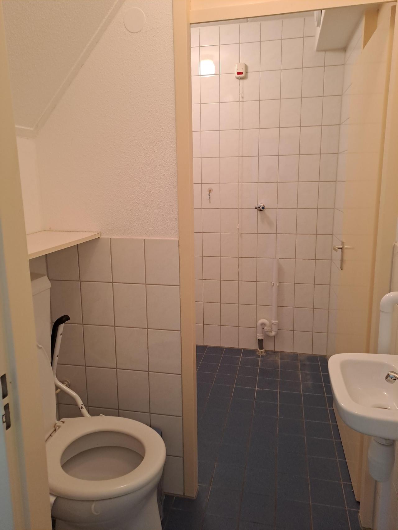 housePhoto