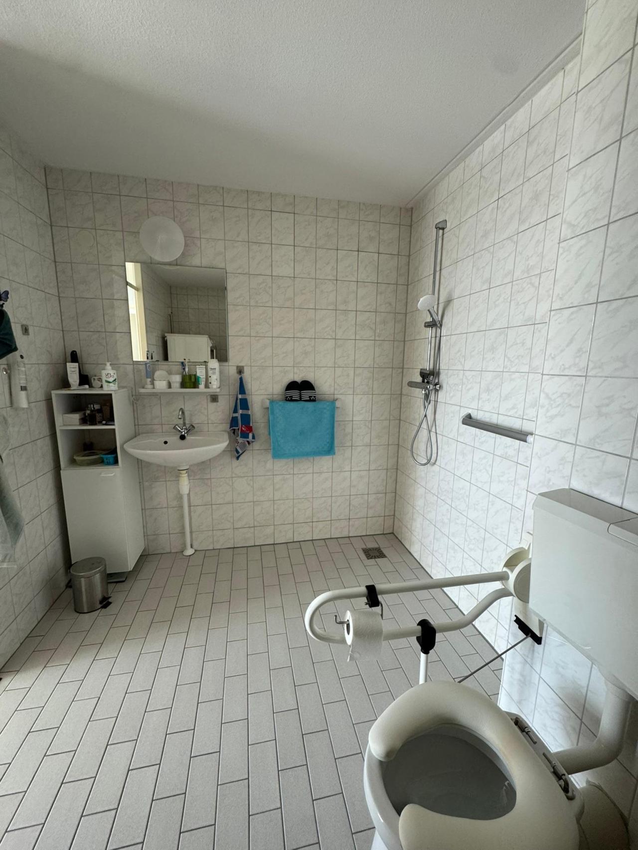 housePhoto