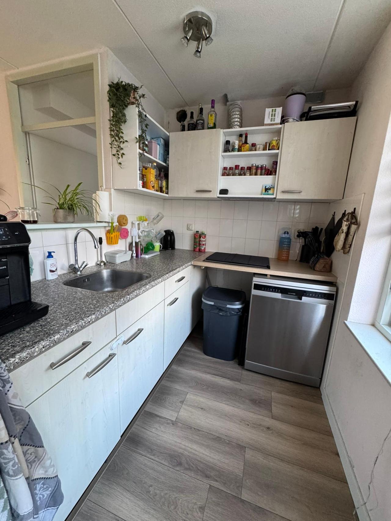 housePhoto