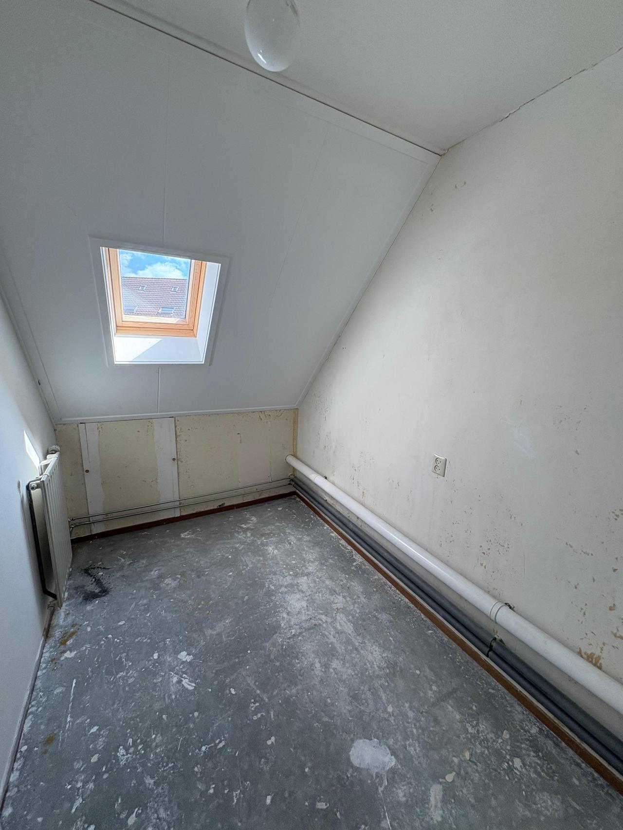 housePhoto