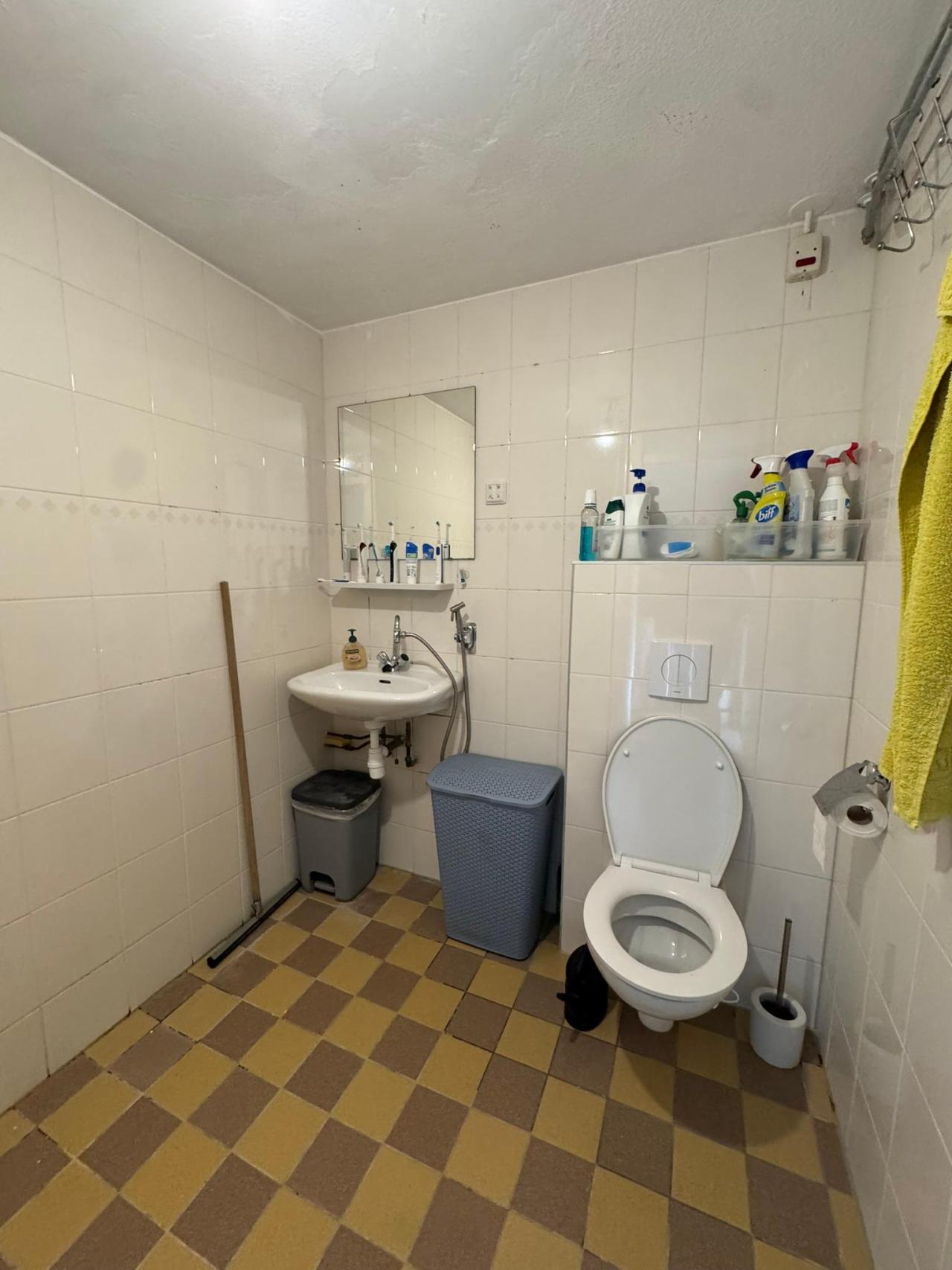 housePhoto
