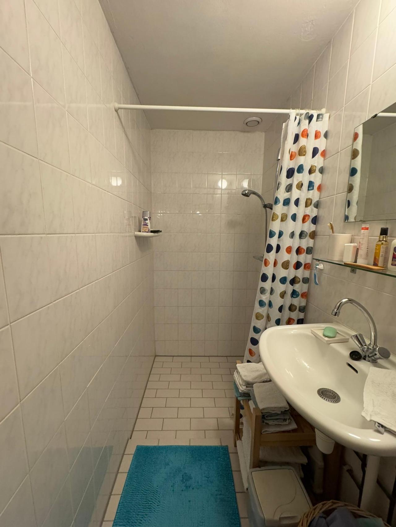 housePhoto