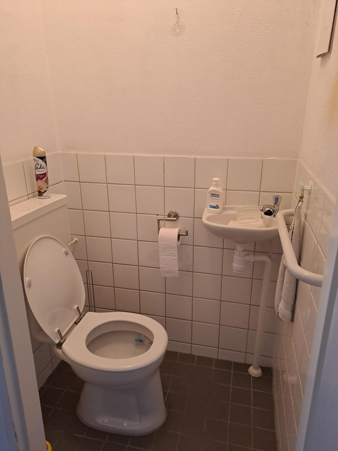 housePhoto