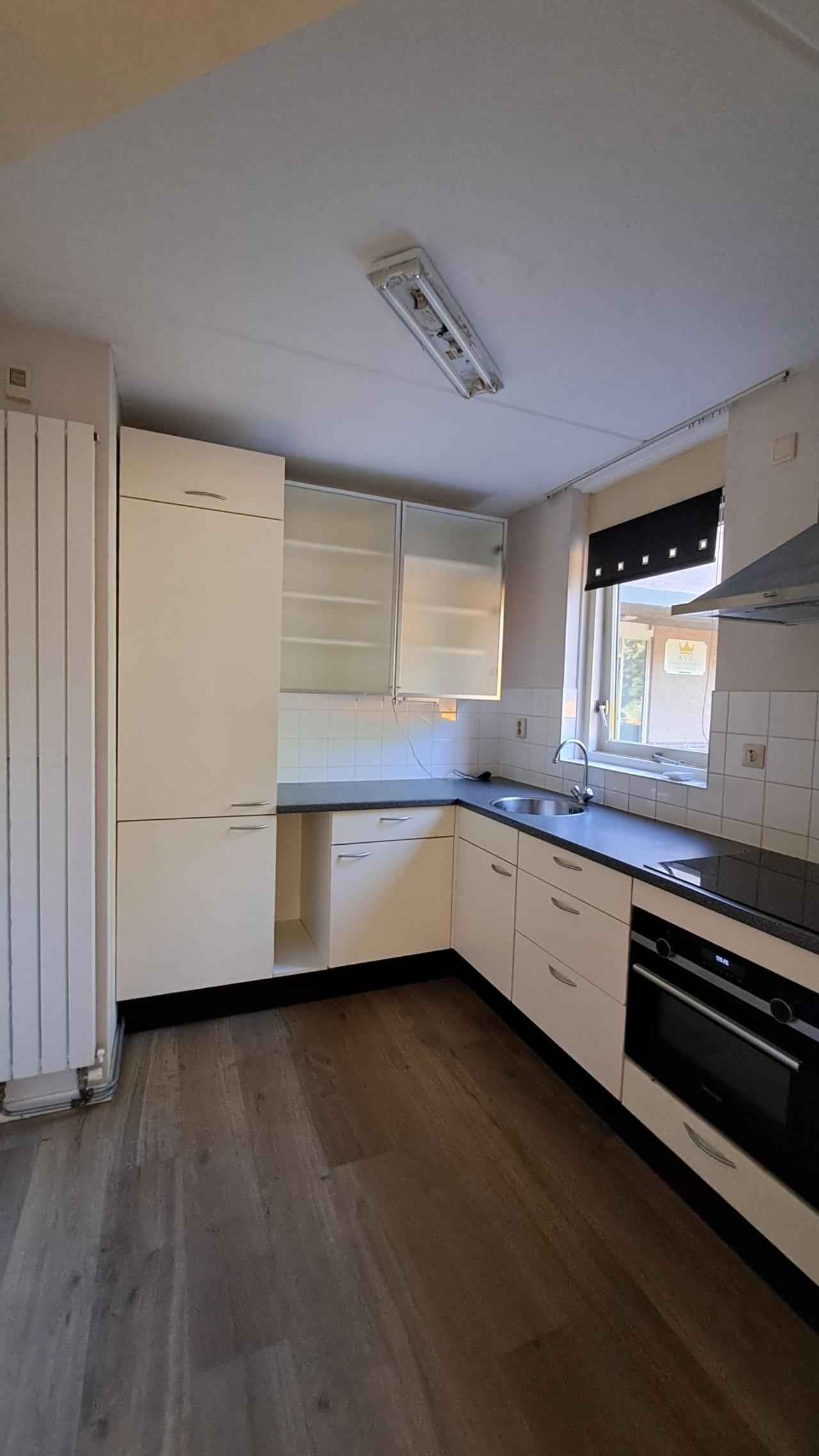 housePhoto