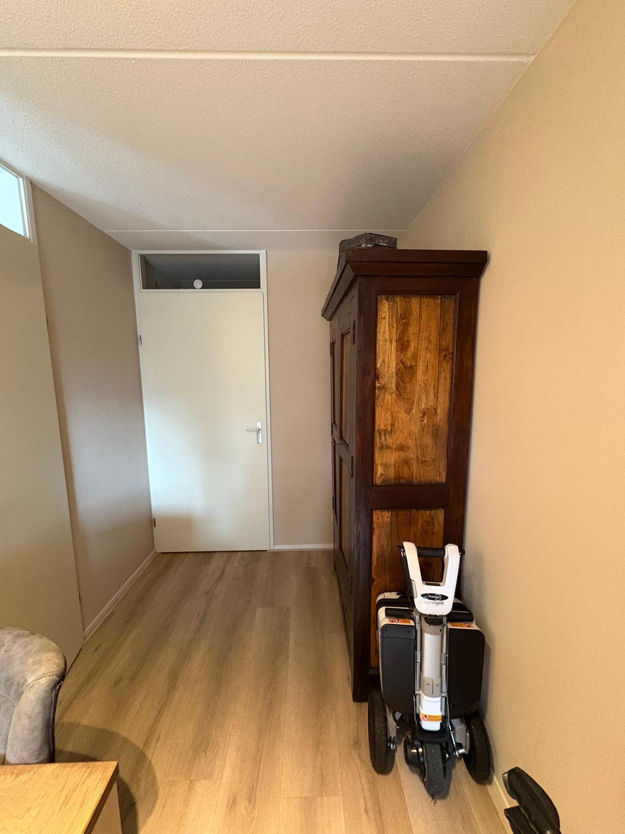 housePhoto