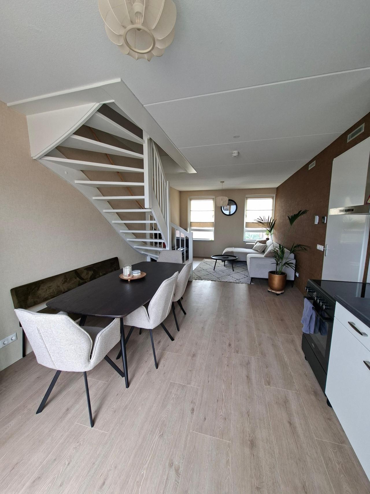 housePhoto