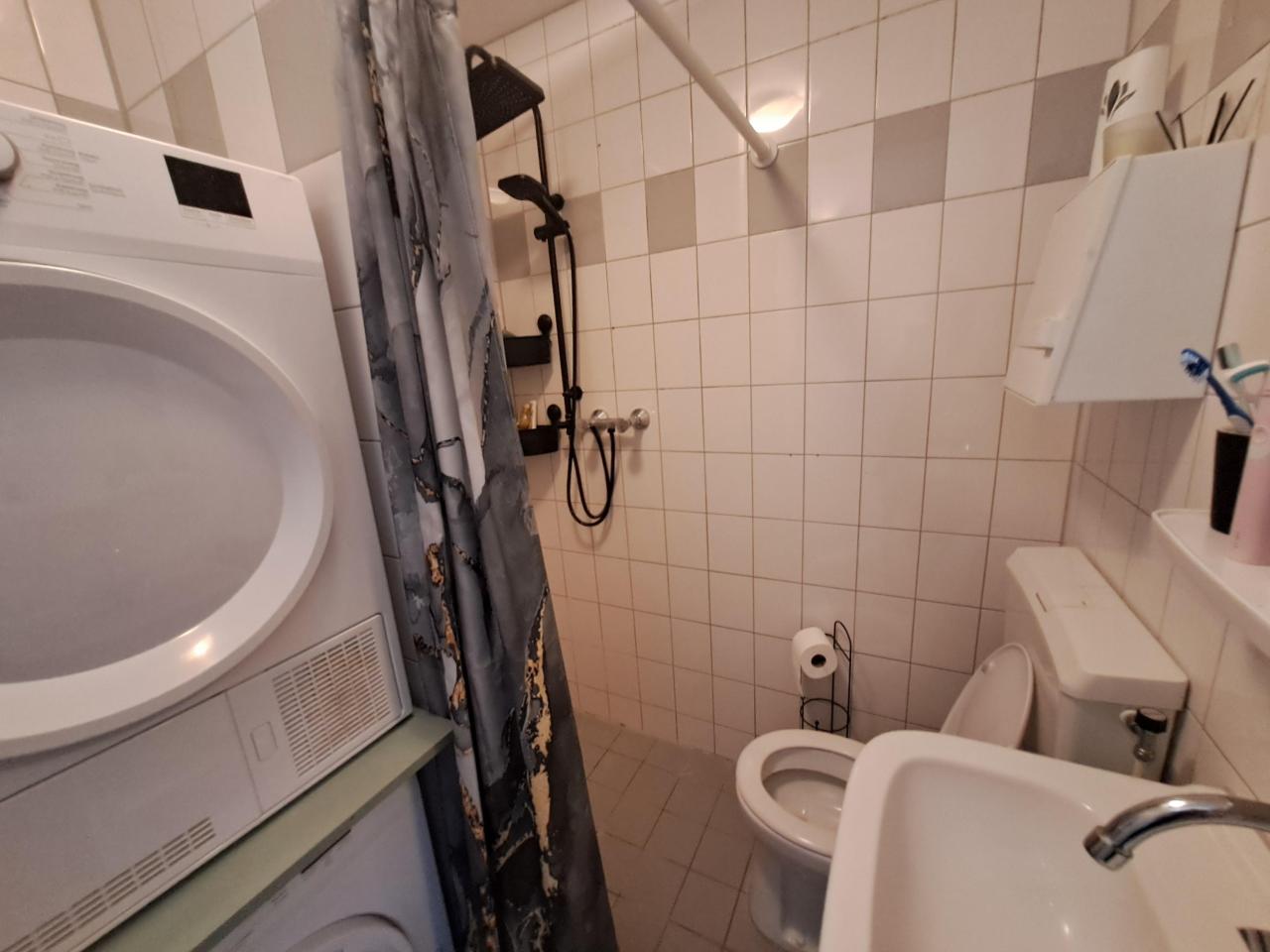 housePhoto
