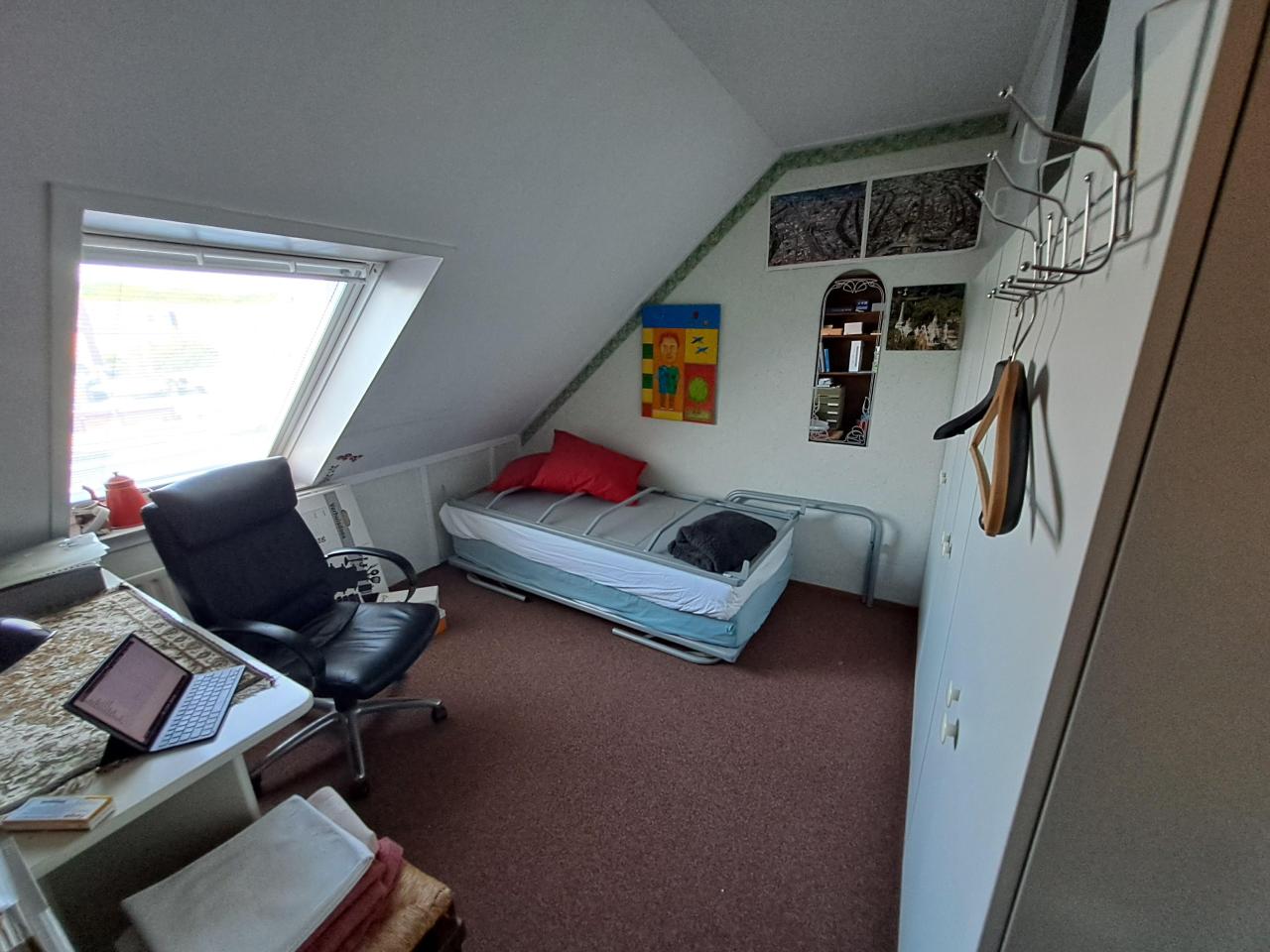 housePhoto