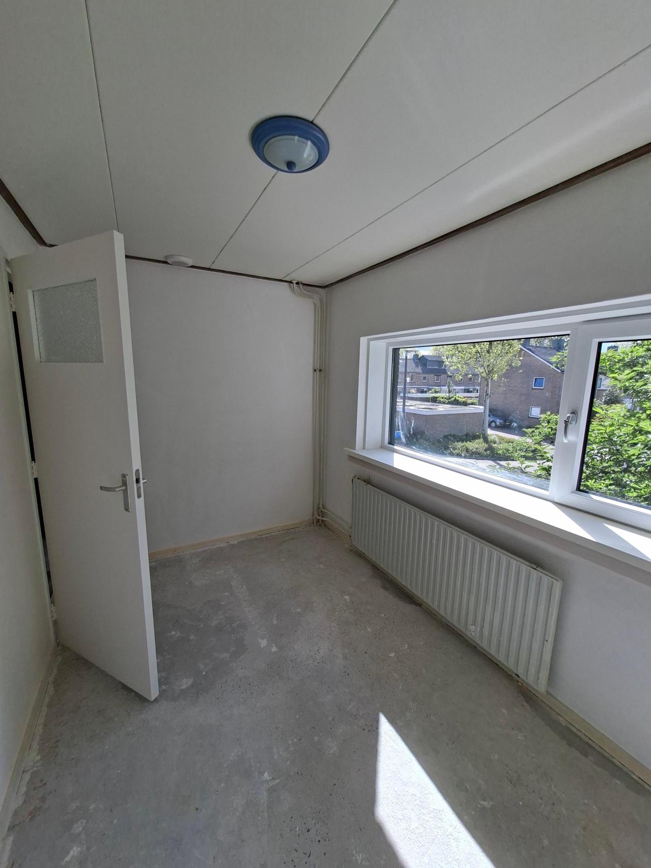 housePhoto