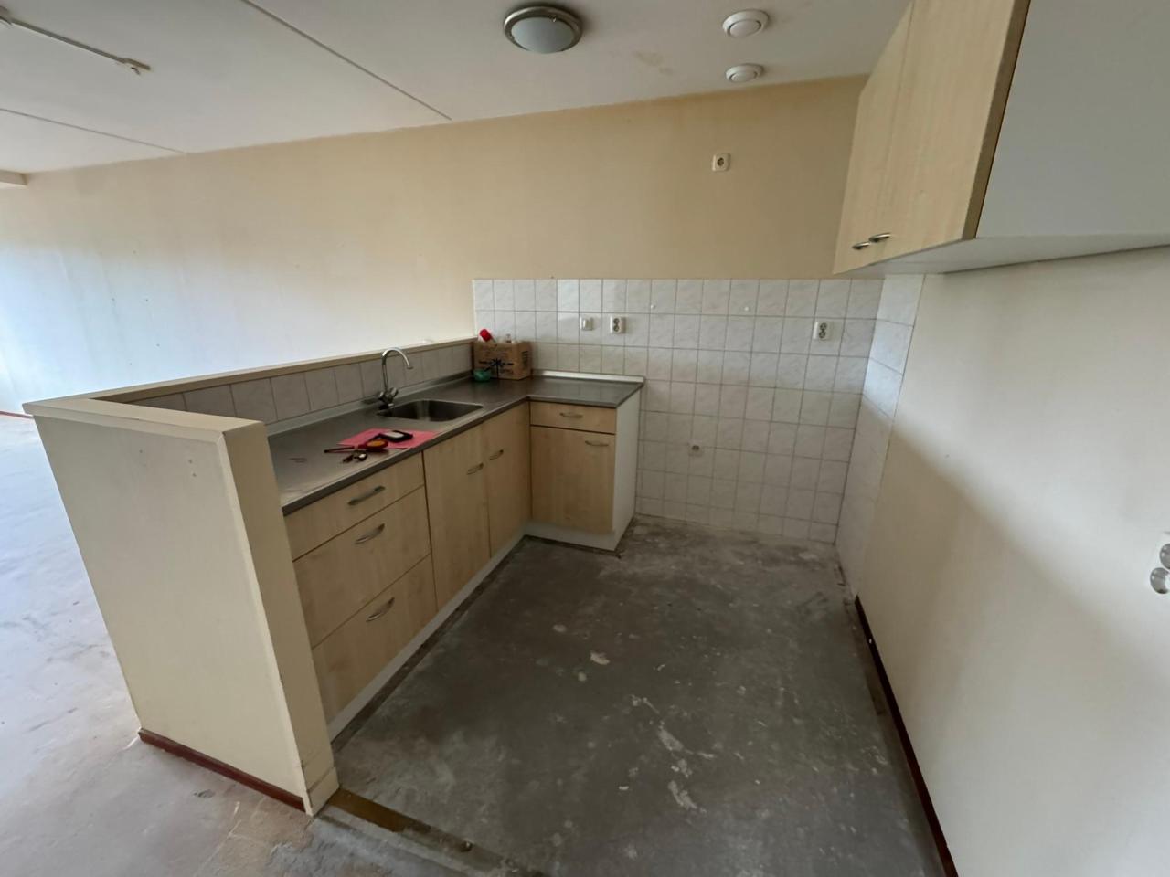 housePhoto