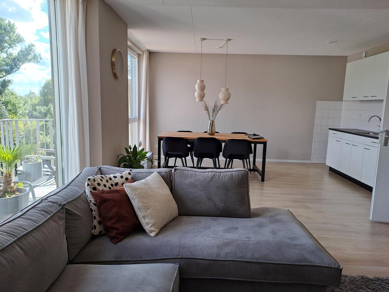 housePhoto