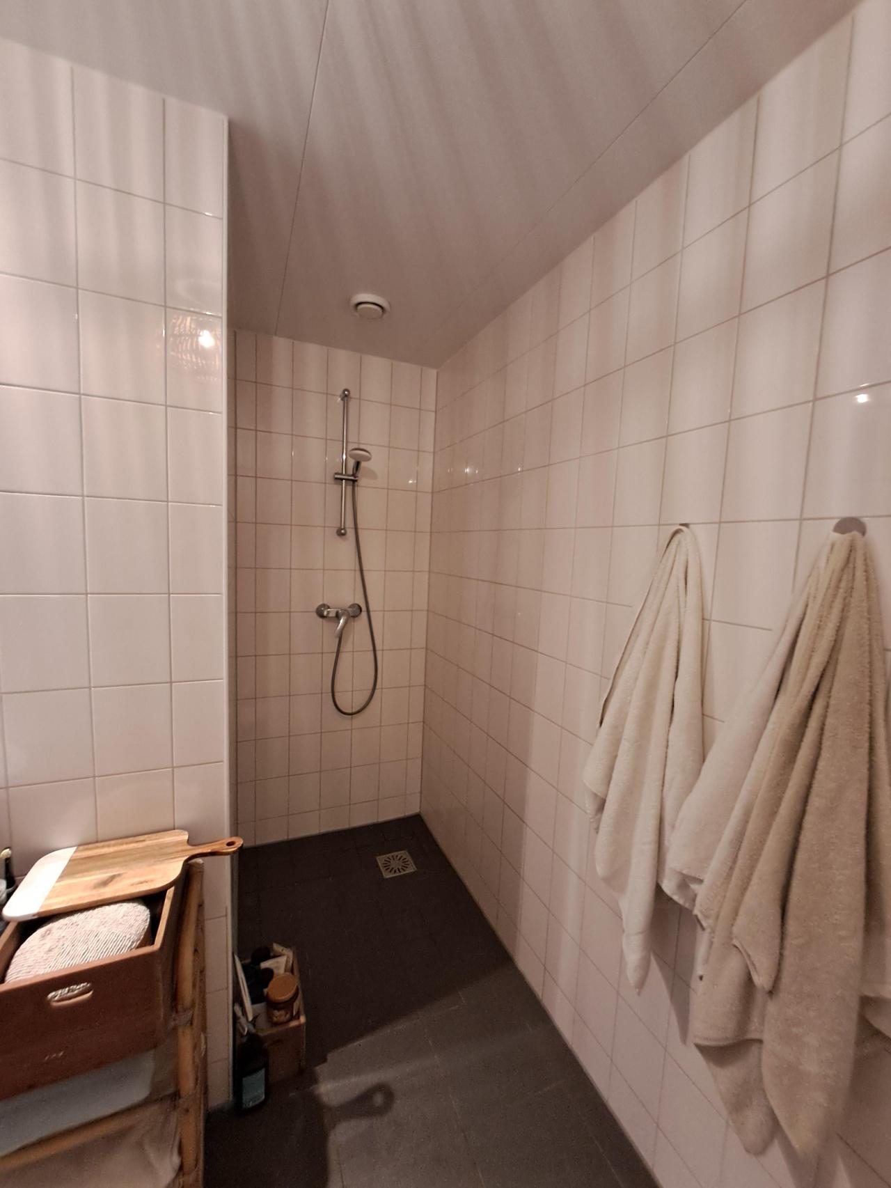 housePhoto