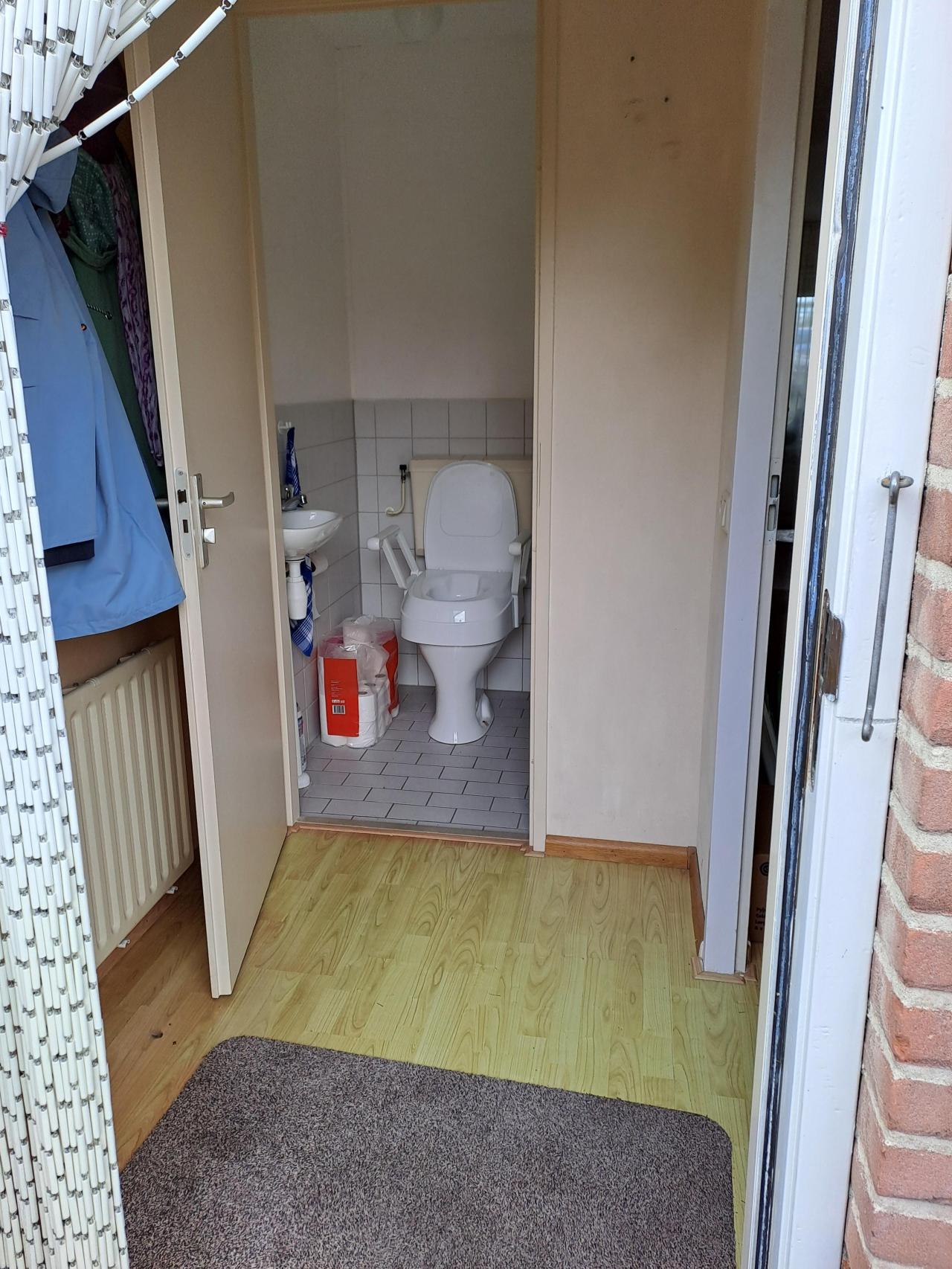 housePhoto