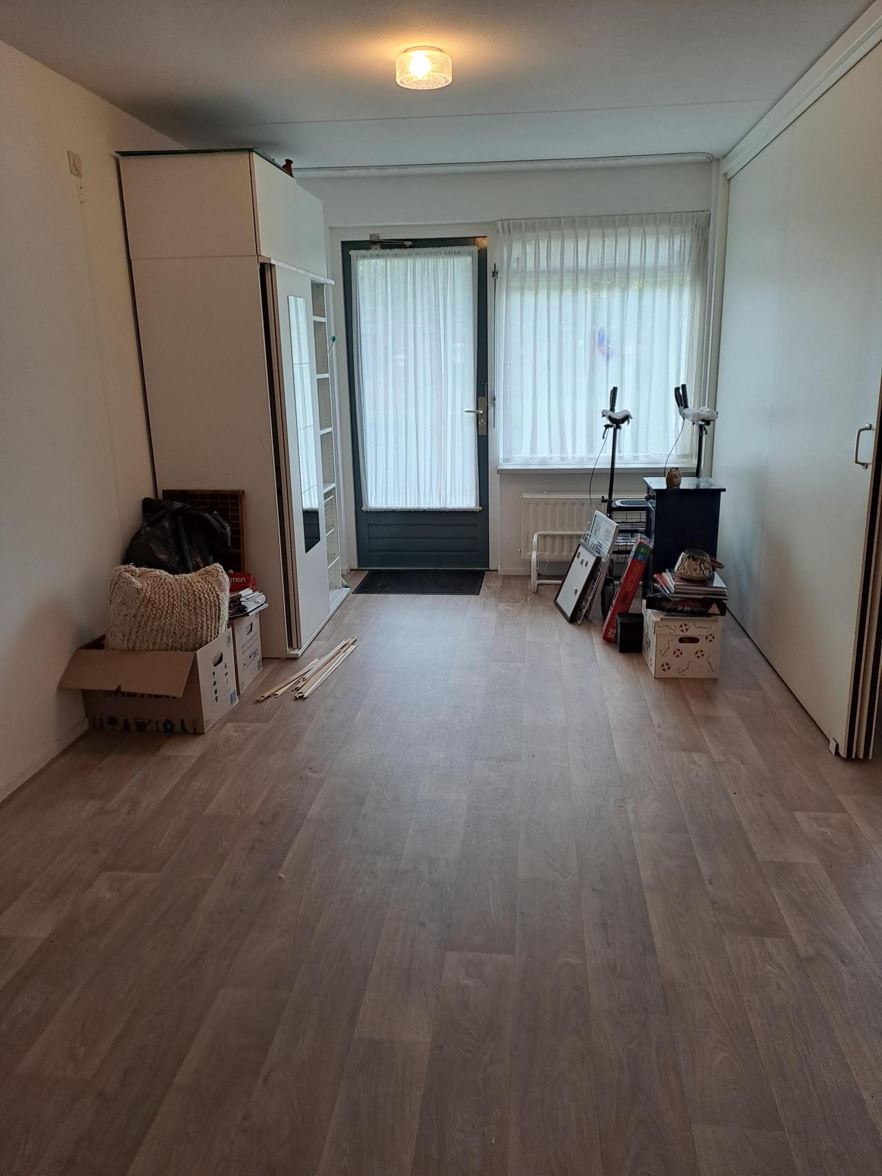 housePhoto