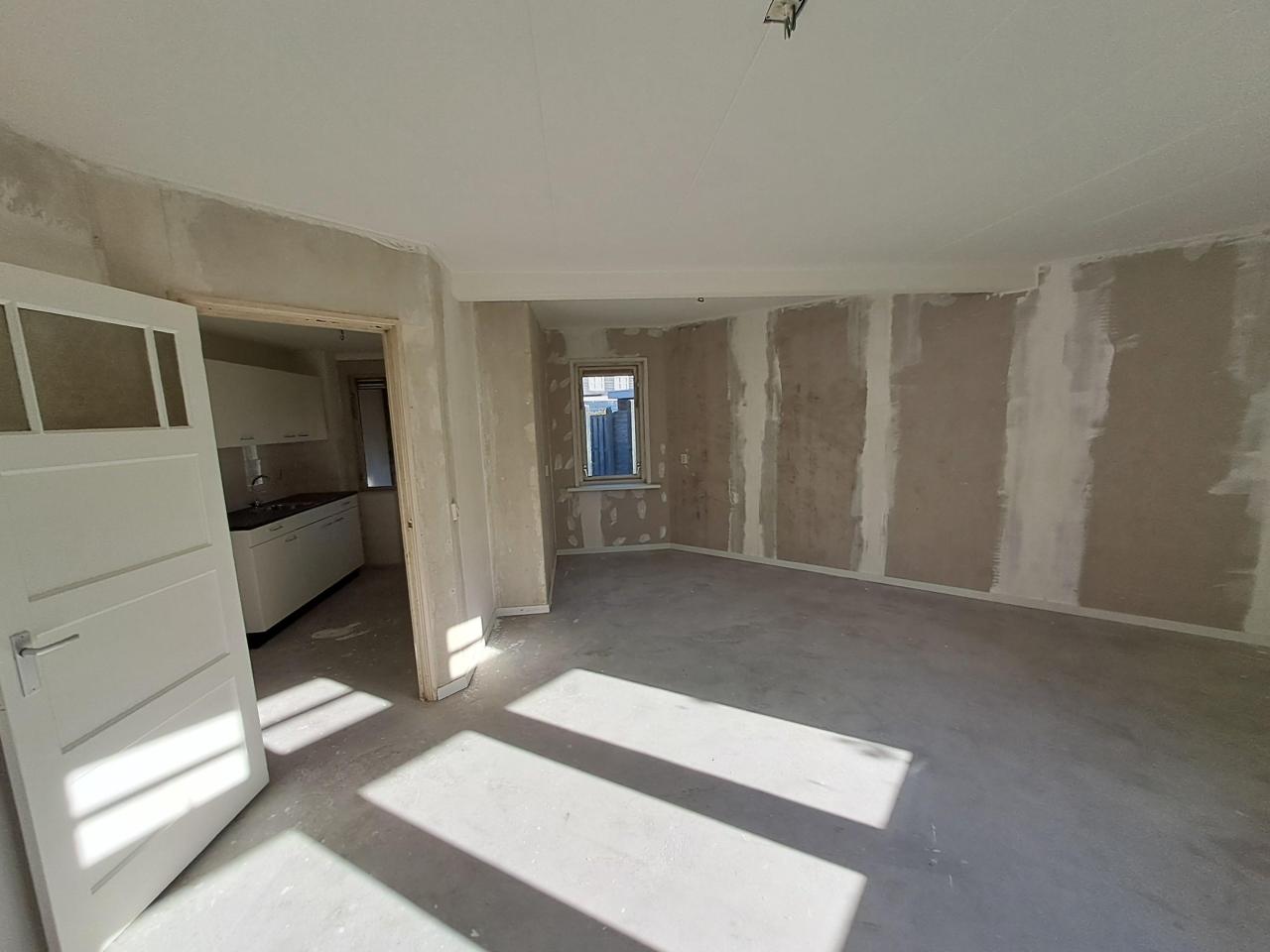 housePhoto
