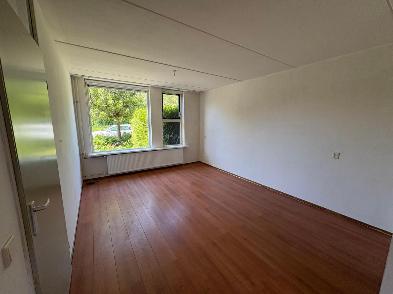 housePhoto