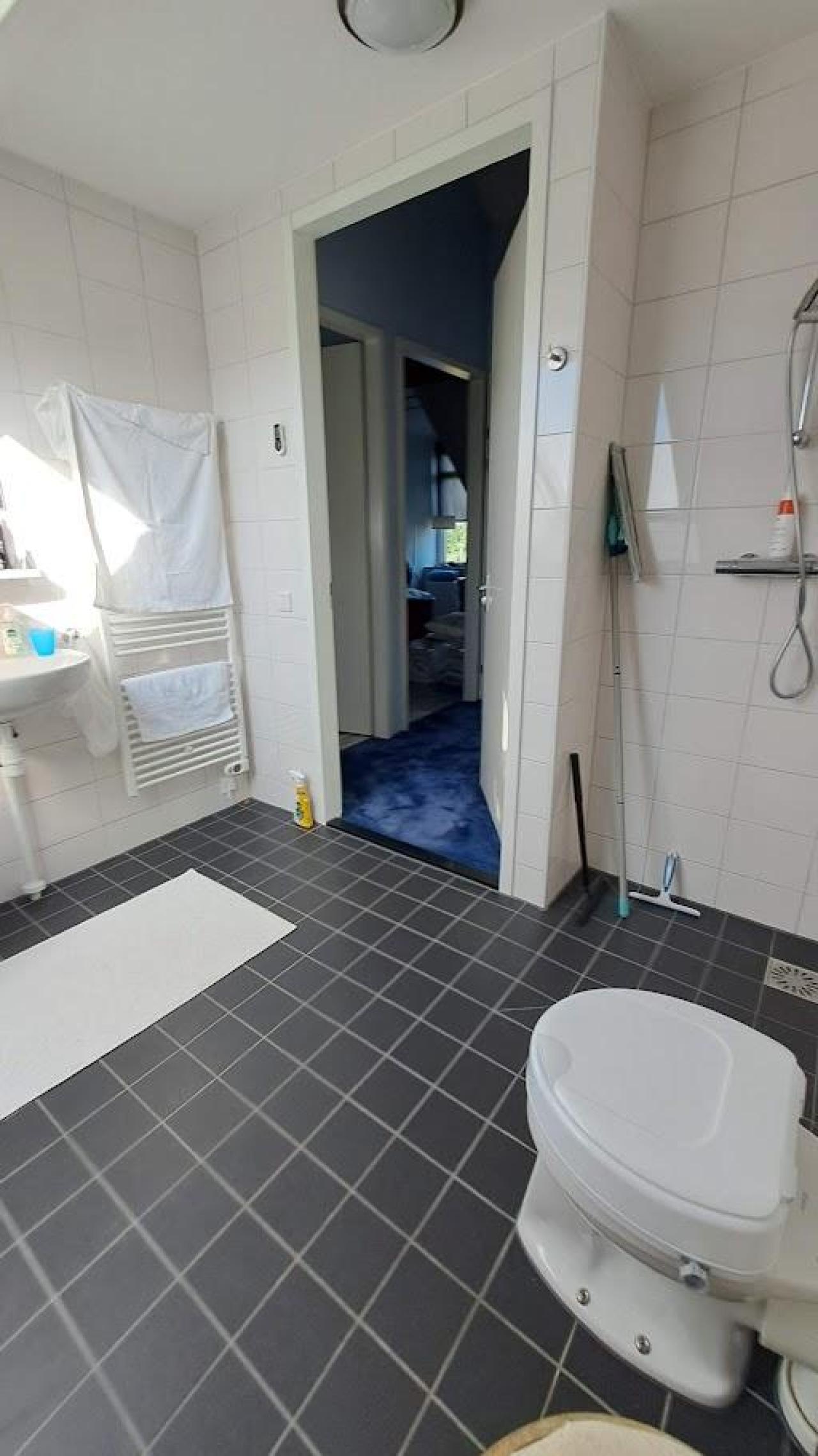 housePhoto