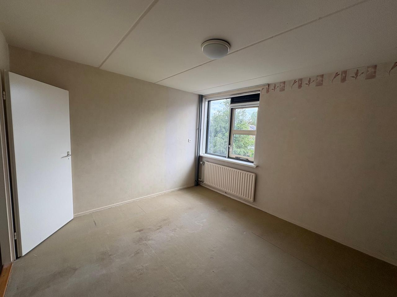 housePhoto