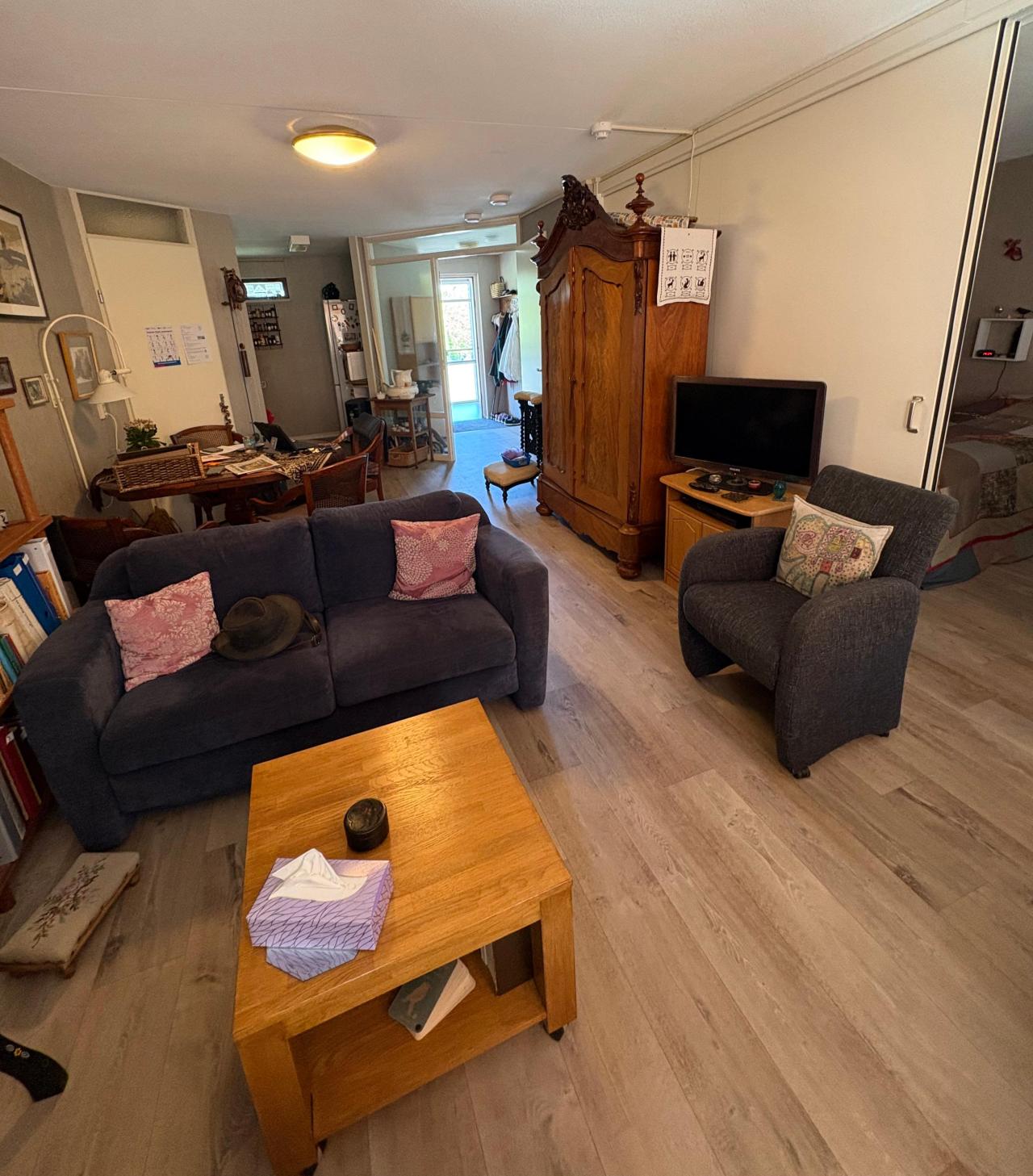housePhoto